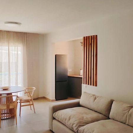 Two Bedroom Apartment With Pool Paphos Ngoại thất bức ảnh