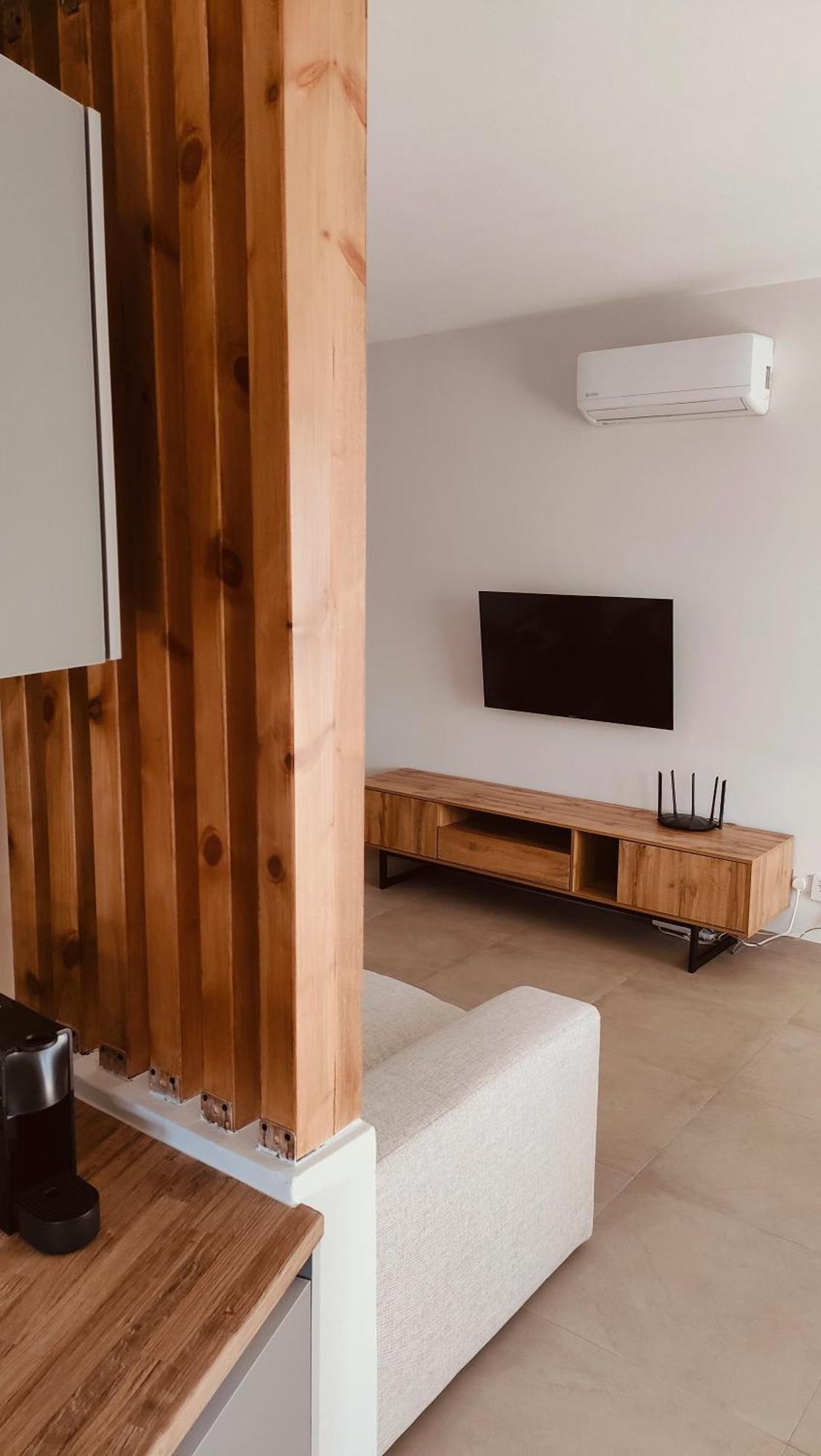 Two Bedroom Apartment With Pool Paphos Ngoại thất bức ảnh
